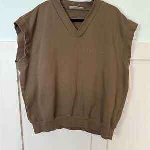 FEAR OF GOD ESSENTIALS Brown  V NECK VEST LOGO TOP ‎ T-SHIRT Women’s XL